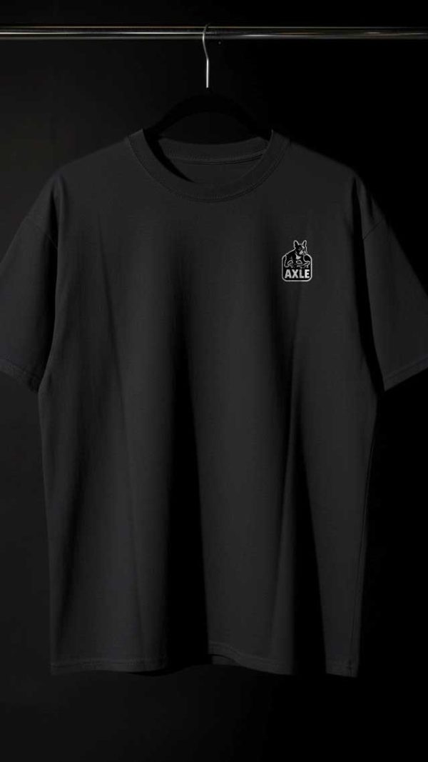 Tricou negru oversized cu grafică dark-art Distorted Mind pe spate – față abstractă, stil horror urban