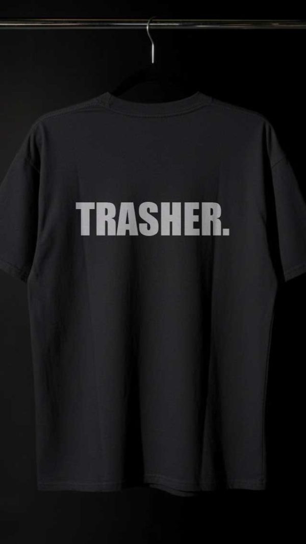 Tricou negru oversized TRASHER Bulldog – text mare TRASHER pe spate.”